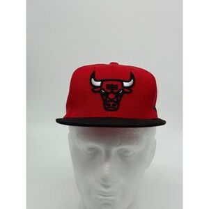 Mitchell Ness Hat Mens‎ One Size Adjustable Red Chicago Bulls NBA Snapback Cap